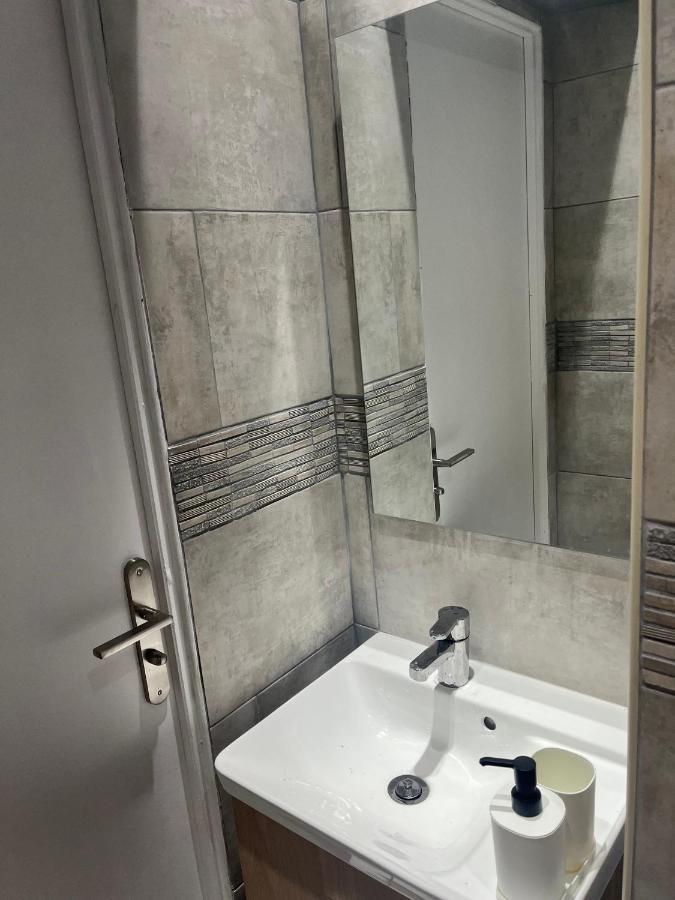 Cosy Appartement Nid De Reve 奥贝维利埃 外观 照片