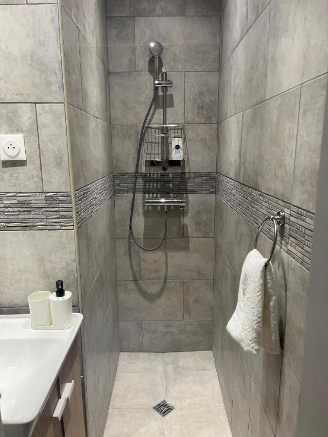 Cosy Appartement Nid De Reve 奥贝维利埃 外观 照片